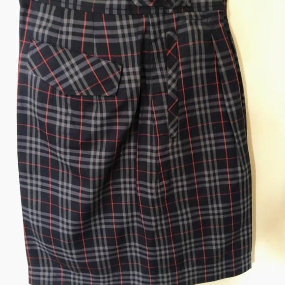 🔥🔥🔥BURBERRY🔥🔥STUNNING🔥🔥GOLF SHORTS🔥🔥🔥 - Picture 3 of 15